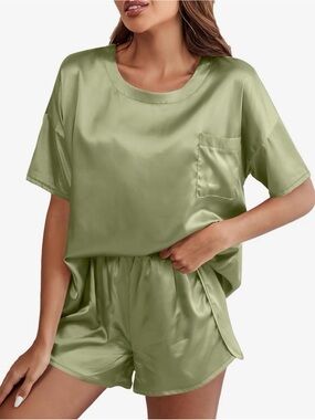 *NWT* LYANER Women's Satin Silky Pajama Set (S, M & XXL)